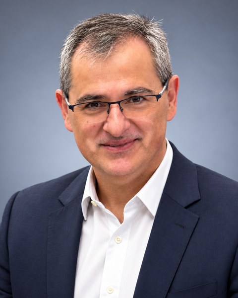 Dr. Adriano de Souza